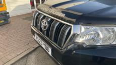 Toyota Land Cruiser 2.8 D-4D 204 Active 5dr Auto 7 Seats Diesel Station Wagon